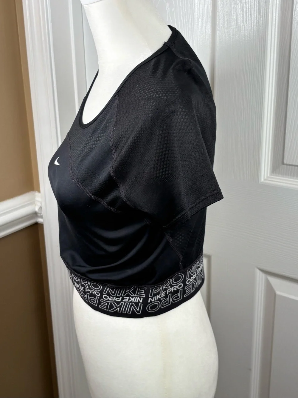 Nike Black Crop Performance Tee with White Swoosh A101